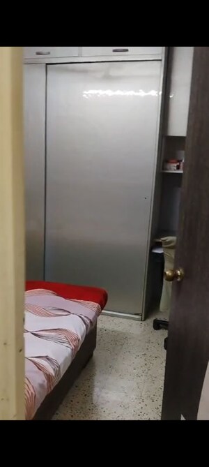 Furnished Amenities in 1 BHK Apartment at Vidyavihar West – for Rent