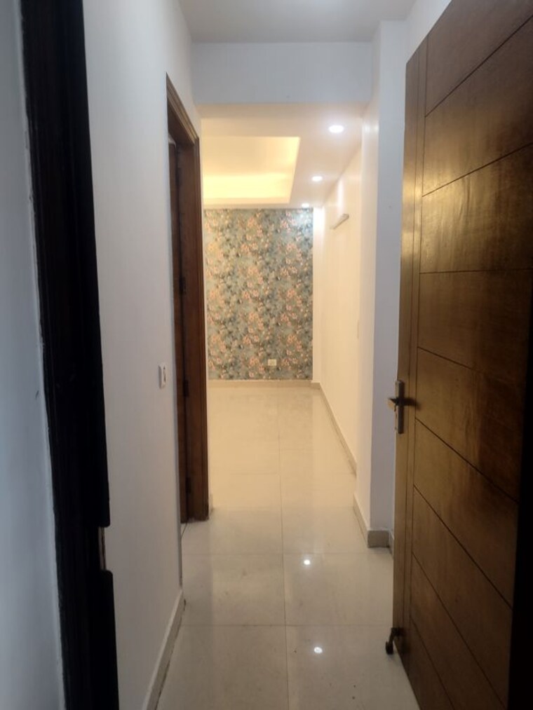 undefined, freedom fighters enclave 3 Bedroom 1100 Sq.Ft. Builder Floor In Freedom Fighters Enclave Delhi 10496505