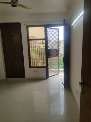 Room in 3 BHK Builder Floor at Freedom Fighters Enclave – for Rent