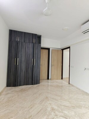 Room in 2 BHK Apartment at L&T Emerald Isle, Powai – for Rent