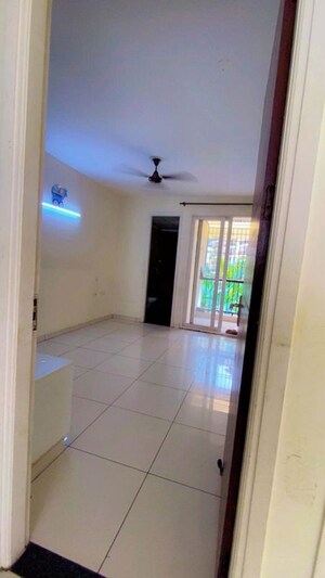 Room in 2 BHK Apartment at Highland Park Chandigarh, Bhabat – for Rent