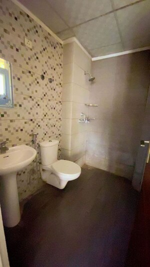 Bathroom in 2 BHK Apartment at Highland Park Chandigarh, Bhabat – for Rent