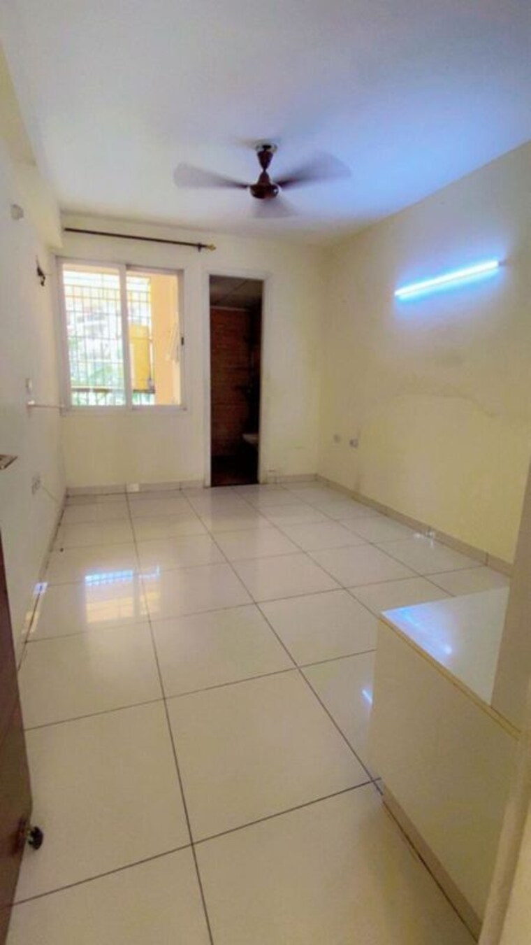 Room, highland-park-chandigarh 2 Bedroom 1850 Sq.Ft. Apartment In Bhabat Zirakpur 10496529