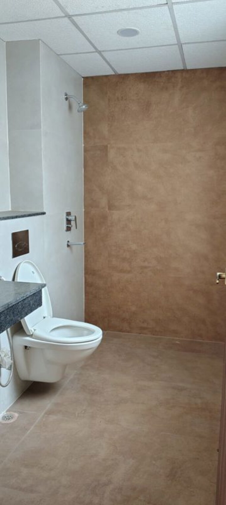 Bathroom, rishita-mulberry-heights 3 Bedroom 1893 Sq.Ft. Apartment In Sushant Golf City Lucknow 10496547