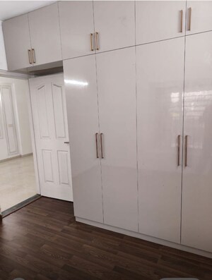 Bathroom in 4 BHK Independent House at BPTP Parkland Pride, Sector 77 – for Rent
