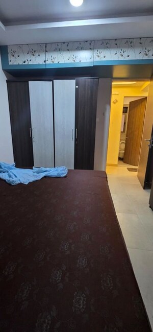 Bedroom in 2.5 BHK Apartment at Neelkanth Greens, Manpada – for Rent