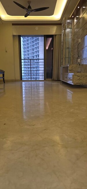 Room in 2.5 BHK Apartment at Neelkanth Greens, Manpada – for Rent