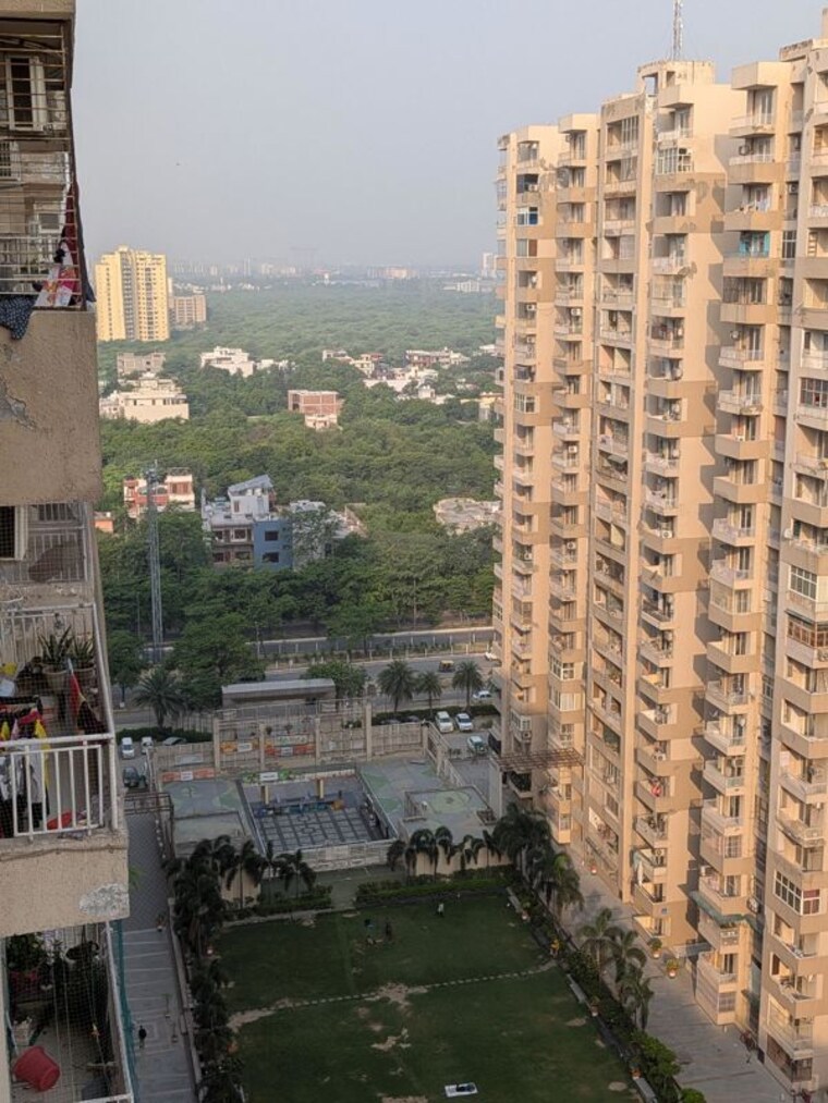 Exterior View, ace-platinum 3 Bedroom 1450 Sq.Ft. Apartment In Zeta I Greater Noida Greater Noida 10496554