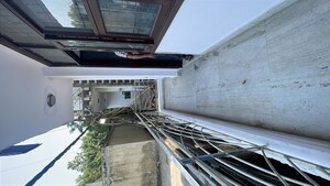 2 BHK Builder Floor For Rent in Kalkaji