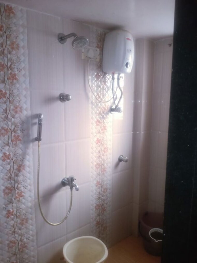 Bathroom, vidyavihar west 1 Bedroom 450 Sq.Ft. Apartment In Vidyavihar West Mumbai 10496838