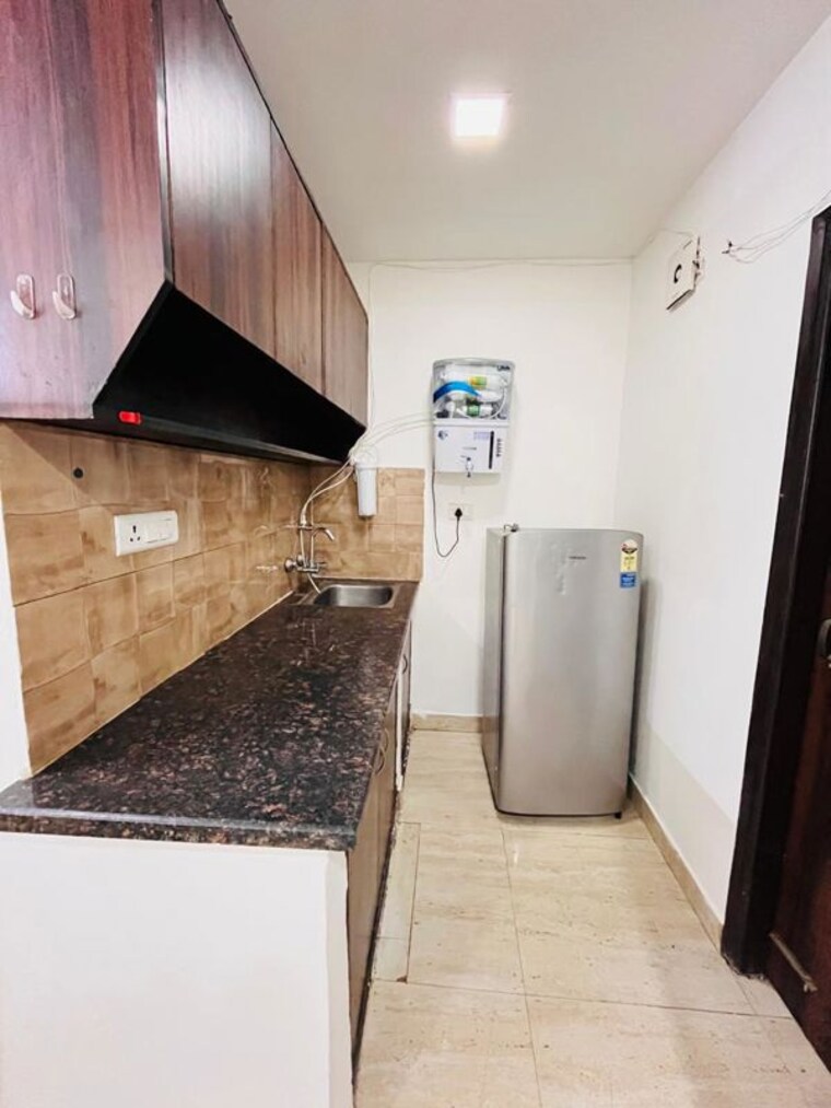 Kitchen, sector 41 2 Bedroom 127 Sq.Mt. Builder Floor In Sector 41 Noida 10496845