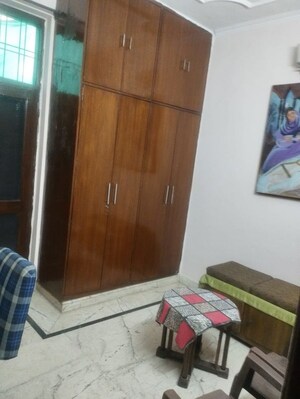 Furnished Amenities in 3 BHK Builder Floor at Sector 41 – for Rent