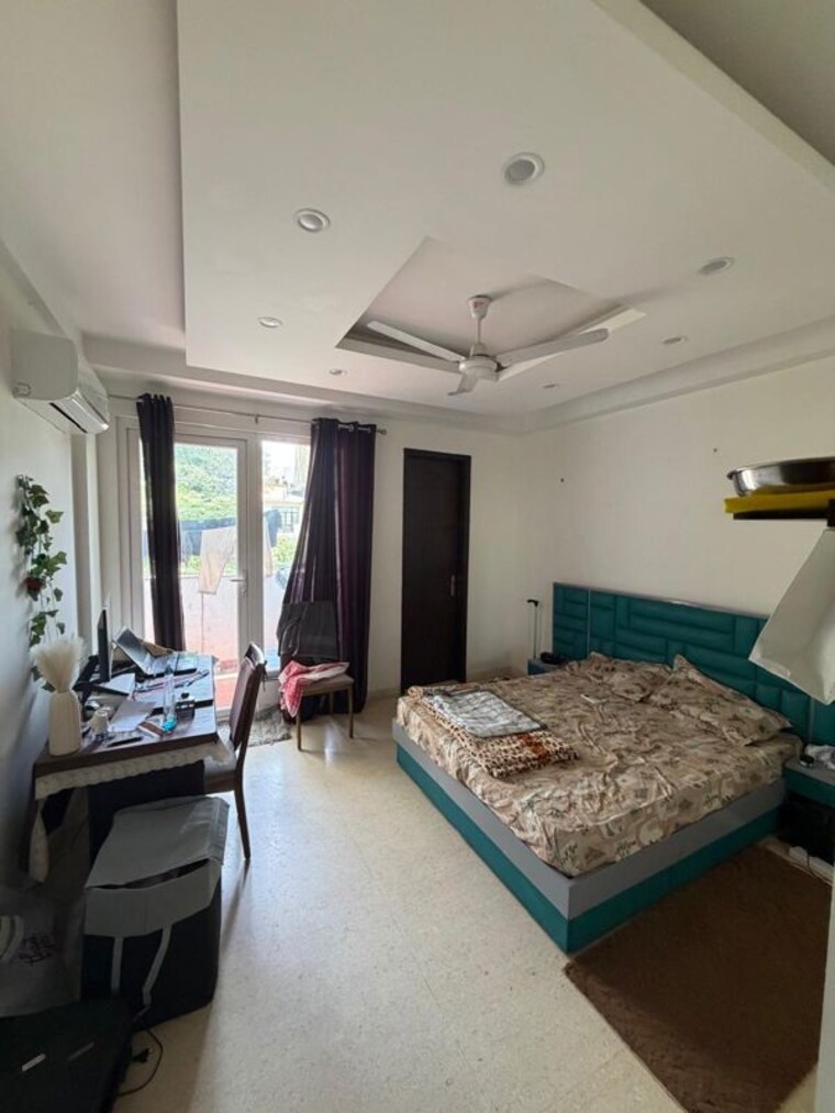 Bedroom, ansal-sushant-apartments 3 Bedroom 215 Sq.Ft. Builder Floor In Sushant Lok I Gurgaon 10496526