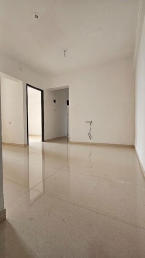 Room in 2 BHK Apartment at Yash Yashraj Paradise, Kalyan East – for Rent