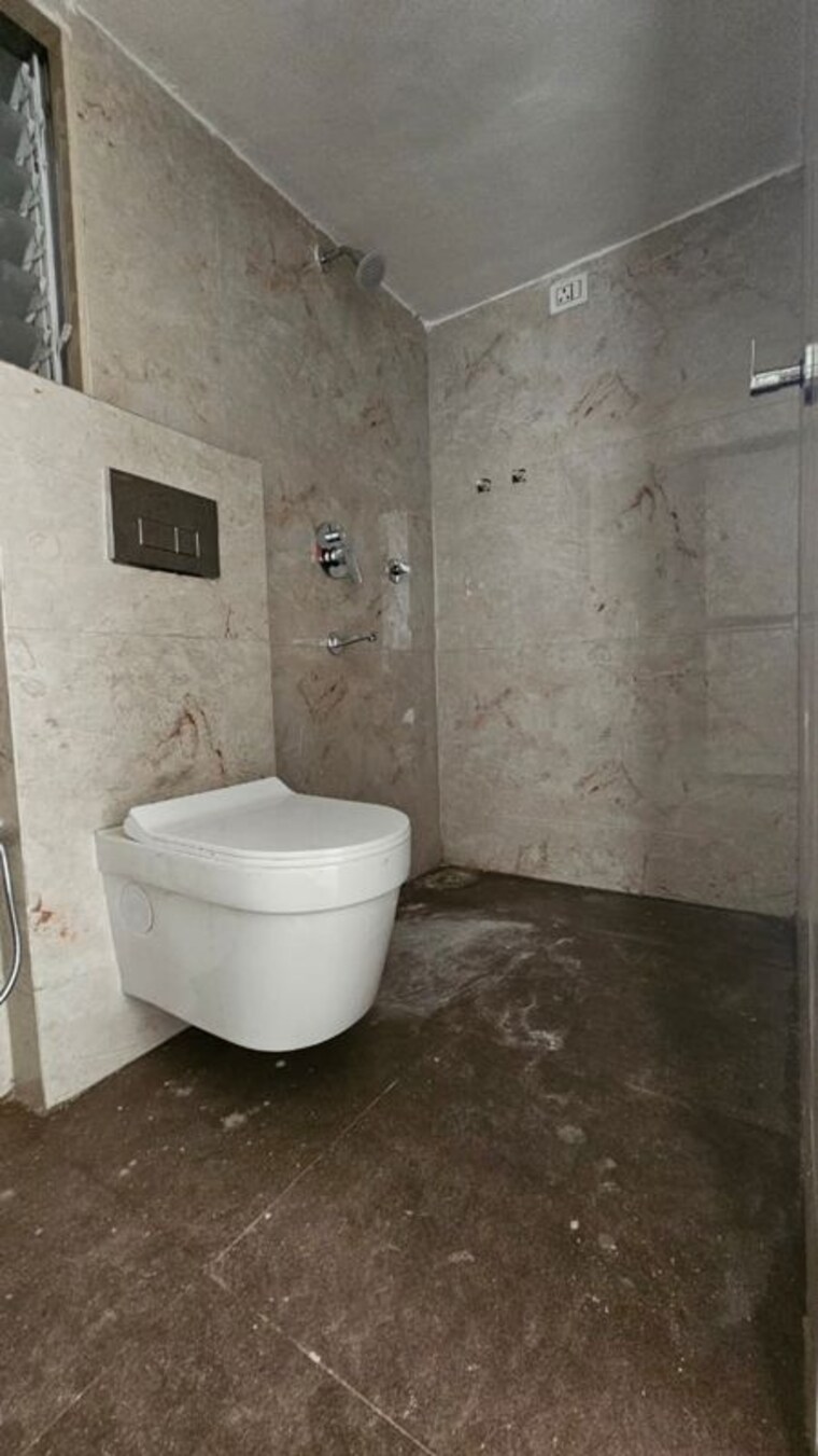 Bathroom, yash-yashraj-paradise 2 Bedroom 620 Sq.Ft. Apartment In Kalyan East Thane 10494724