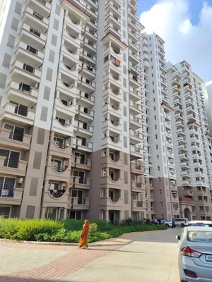 2 BHK Apartment – Exterior View View at Ramprastha City The Edge Towers, Sector 37d - for Sale