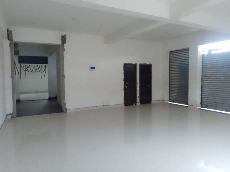 Room, bajra Commercial Office Space 3000 Sq.Ft. In Bajra Ranchi 10496927