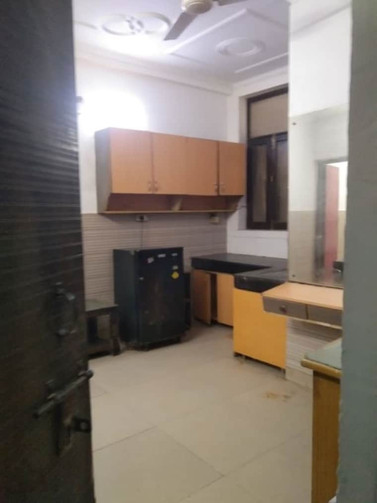 Kitchen, vasant kunj 1 Bedroom 500 Sq.Ft. Builder Floor In Vasant Kunj Delhi 10496909