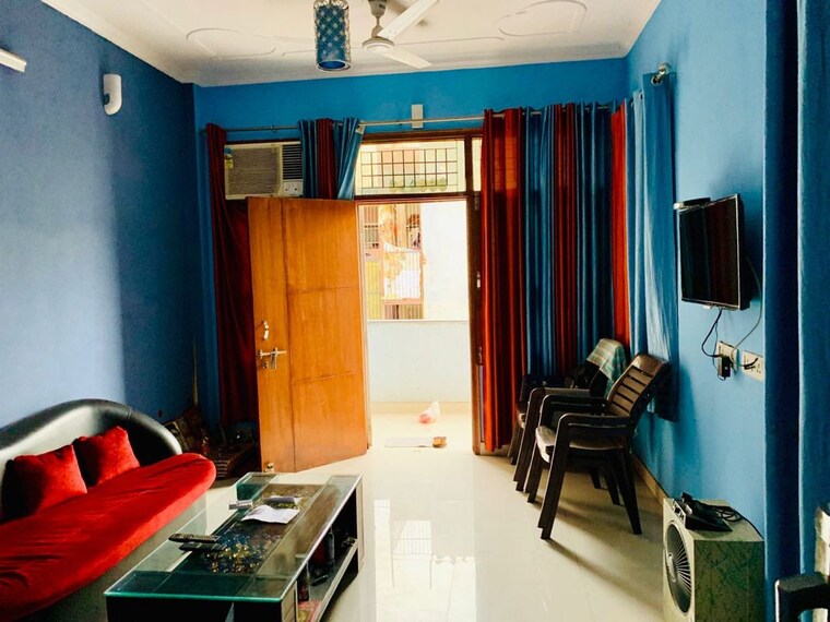 Living Room, alpha ii greater noida 1 Bedroom 120 Sq.Ft. Builder Floor In Alpha Ii Greater Noida Greater Noida 10496946
