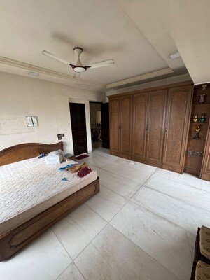 Bedroom in 3 BHK Apartment at Belscot Chs Ltd, Andheri West – for Rent