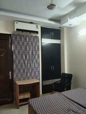 Cupboard in 3 BHK Builder Floor at New Rajinder Nagar – for Rent