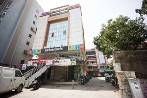  Shop For Sale in Motera