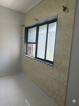 Room in 2 BHK Apartment at Subhash Nagar – for Rent