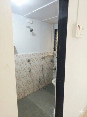 Bathroom in 2 BHK Apartment at Subhash Nagar – for Rent