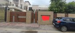 4 BHK + Pooja Room,Servant Room,Study Room,Store Room 500 Sq.Yd. Independent House in Sector 17