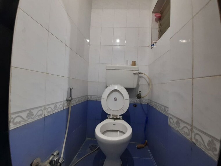 Bathroom, new-dindoshi-hill-view 2 Bedroom 750 Sq.Ft. Apartment In Goregaon East Mumbai 10497130