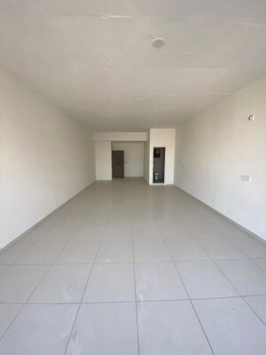 Room in  Office Space at Zion Prime, Thaltej – for Rent
