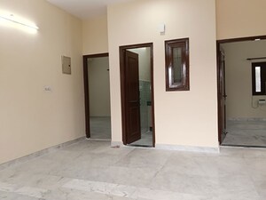 Room in 2 BHK Villa at Sector 23 – for Rent