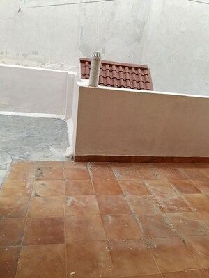 Furnished Amenities in 2 BHK Villa at Sector 23 – for Rent