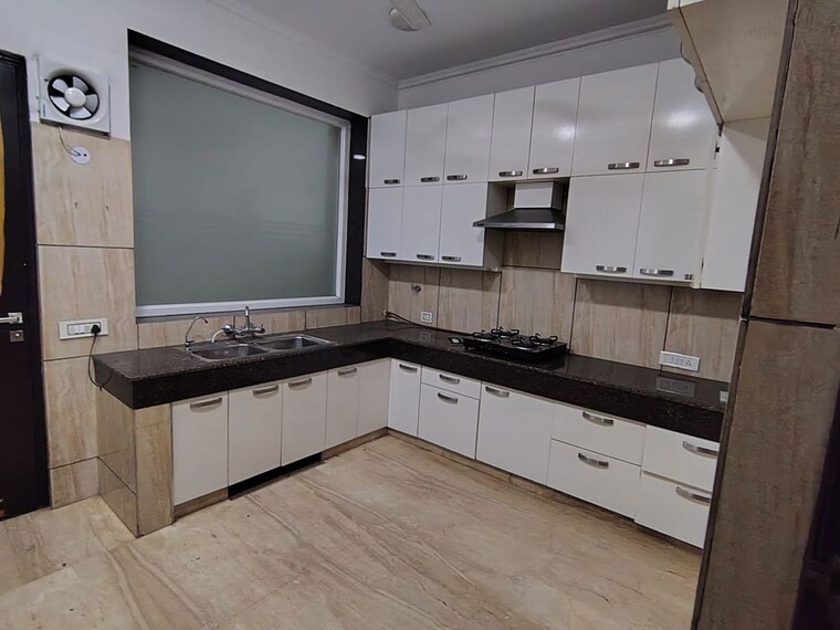 Kitchen, sector 26 2 Bedroom 112 Sq.Mt. Builder Floor In Sector 26 Noida 10497270