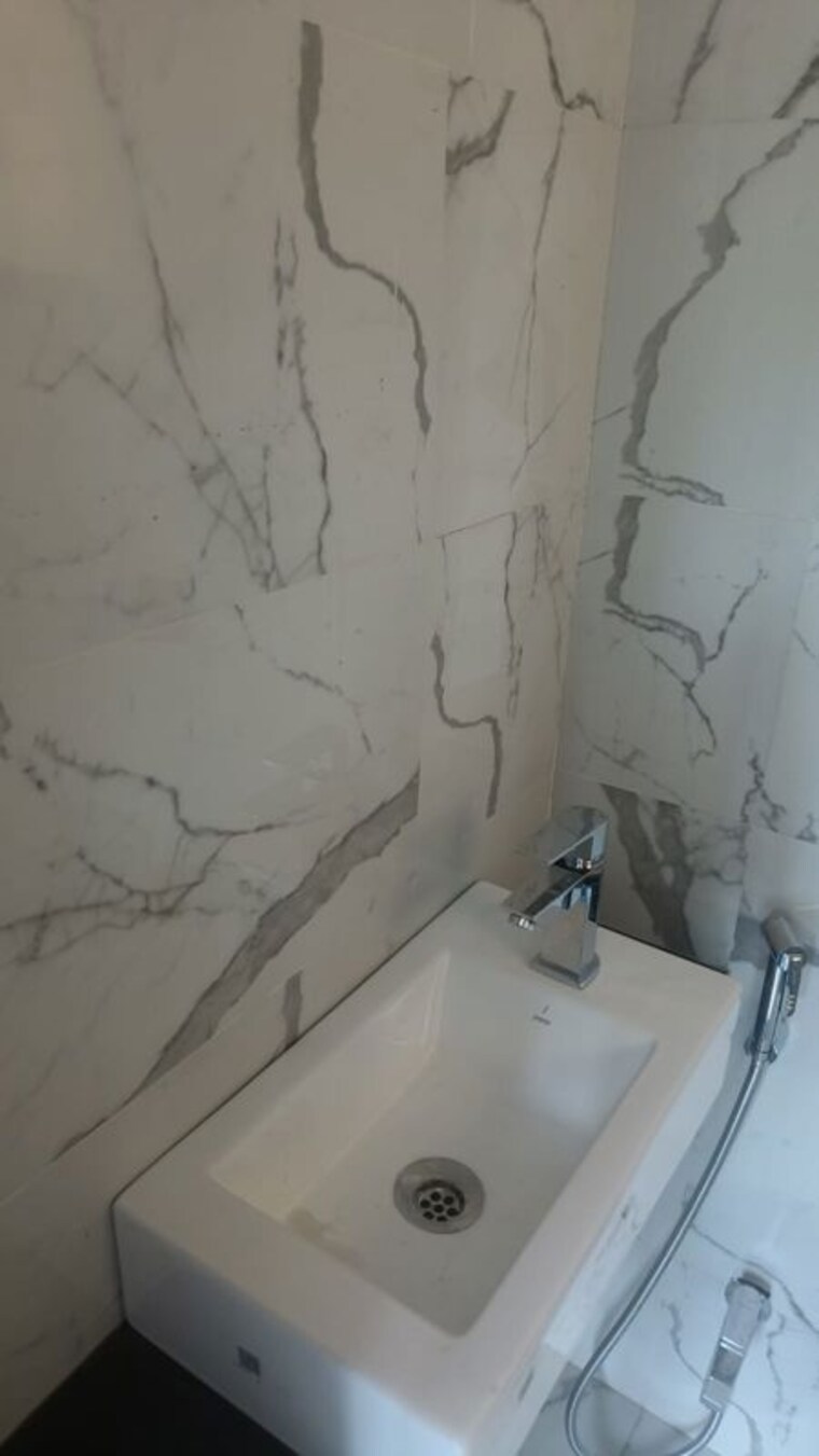 Bathroom, kamgar putala vasahat 2 Bedroom 1000 Sq.Ft. Apartment In Kamgar Putala Vasahat Pune 10497296
