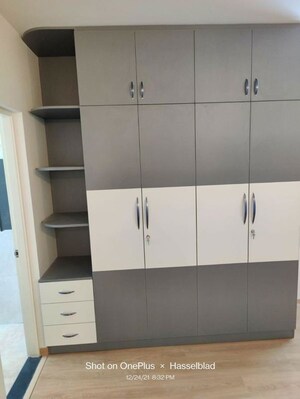 Furnished Amenities in 2 BHK Apartment at Mantri Lithos, Thanisandra – for Rent