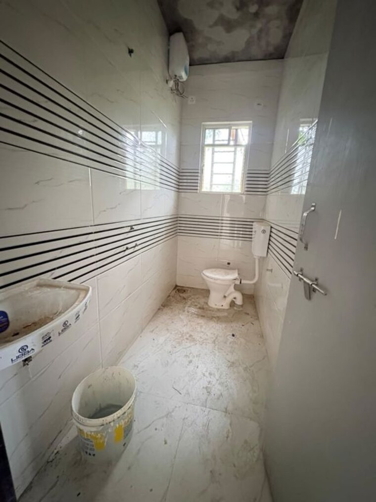 Bathroom, wadgaon sheri 2 Bedroom 650 Sq.Ft. Apartment In Wadgaon Sheri Pune 10497334