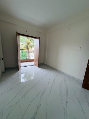Room in 2 BHK Apartment at Wadgaon Sheri – for Rent