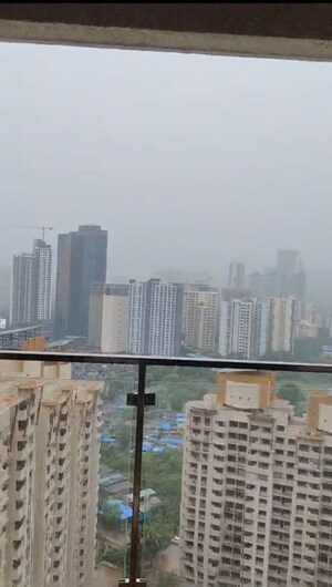 Kitchen in 4 BHK Apartment at Thane West – for Rent