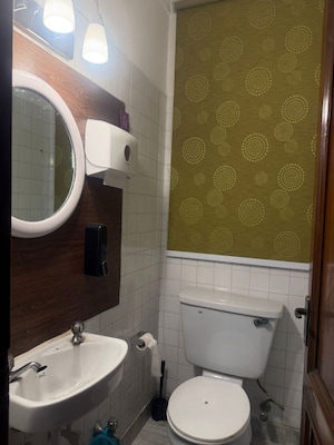 Bathroom in 2 BHK Builder Floor at Sector 48 – for Rent