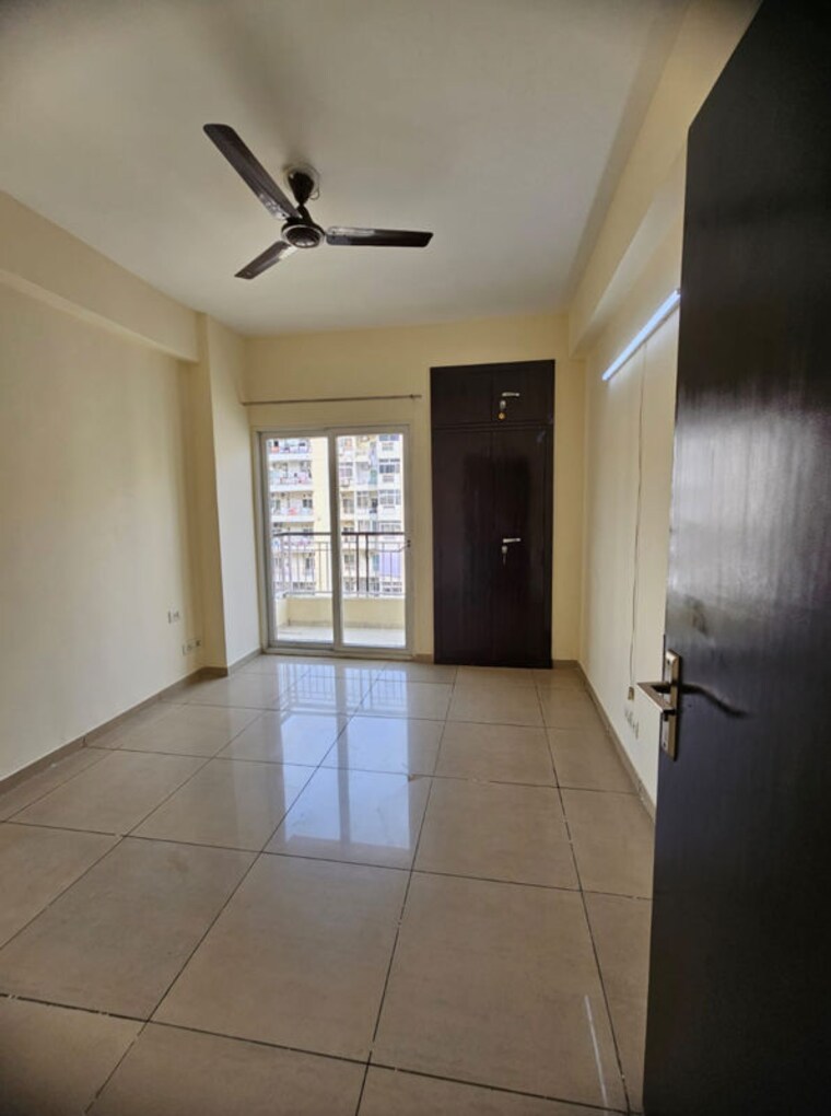 Room, gulshan-vivante 2.5 Bedroom 1202 Sq.Ft. Apartment In Sector 137 Noida 10497428