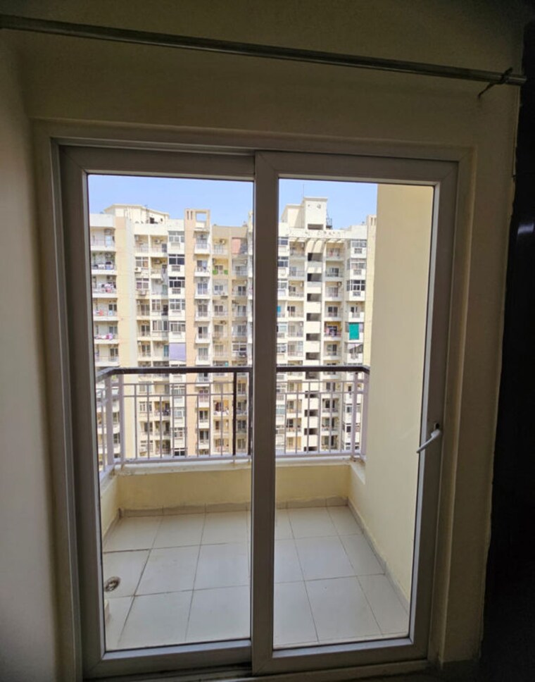 Room, gulshan-vivante 2.5 Bedroom 1202 Sq.Ft. Apartment In Sector 137 Noida 10497428