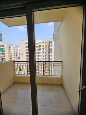 Staircase in 2.5 BHK Apartment at Gulshan Vivante, Sector 137 – for Rent