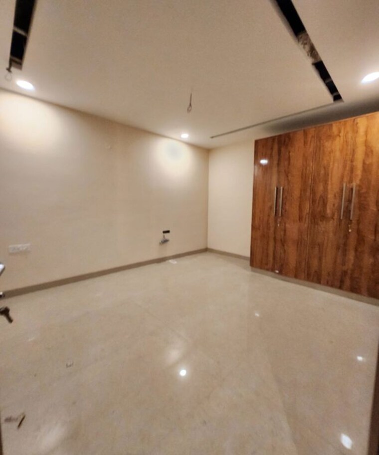 Room, freedom fighters enclave 3 Bedroom 1500 Sq.Ft. Builder Floor In Freedom Fighters Enclave Delhi 10497425