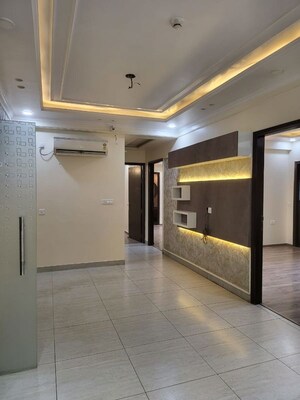 Room in 3 BHK Apartment at ABA Cleo County, Sector 121 – for Rent
