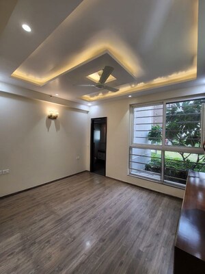 Room in 3 BHK Apartment at ABA Cleo County, Sector 121 – for Rent
