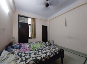 Bedroom in 2 BHK Builder Floor at Sector 41 – for Rent