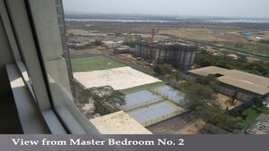 Swimming Pool in 3 BHK Apartment at Lodha Amara, Kolshet Road – for Rent