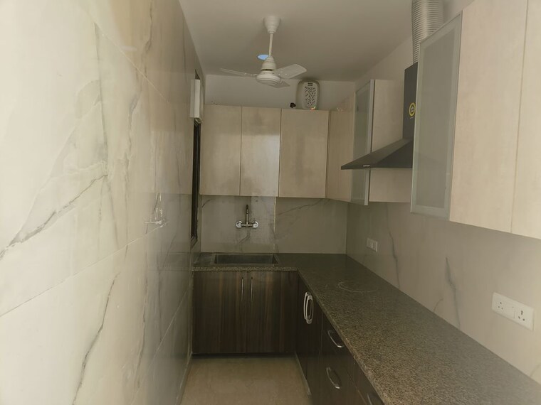 Kitchen, lajpat nagar ii 2 Bedroom 1000 Sq.Ft. Builder Floor In Lajpat Nagar ii Delhi 10497500