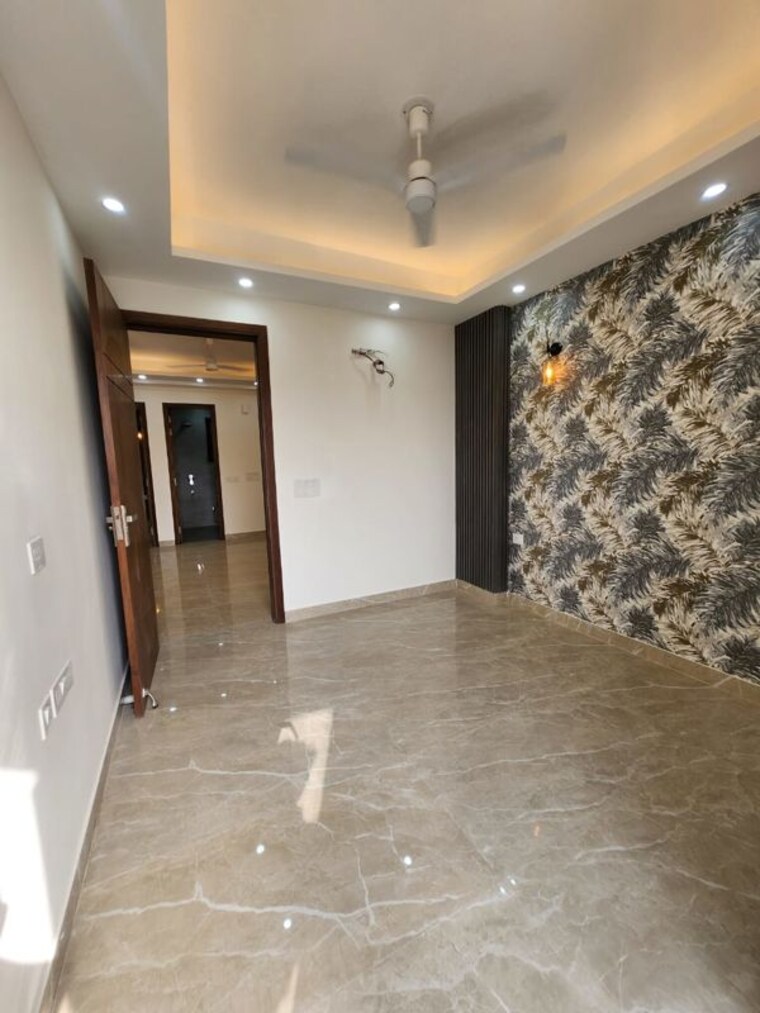 Room, freedom fighters enclave 3 Bedroom 1500 Sq.Ft. Builder Floor In Freedom Fighters Enclave Delhi 10497506